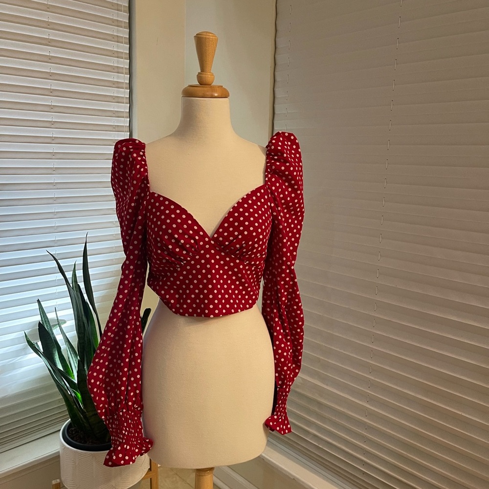 Red polka dot cropped blouse with peasant sleeves size small